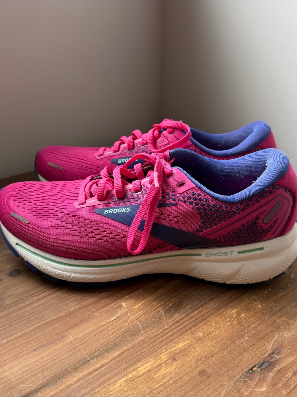 Brooks Ghost 14 Women Size 8.5 B Pink Yucca Blue Athletic Running Shoes Sneakers
